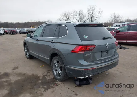 2020 Volkswagen Tiguan 2.0T Se/2.0T Se R-Line Black/2.0T Sel из США, поврежденный, VIN 3VV2B7AX0LM056210